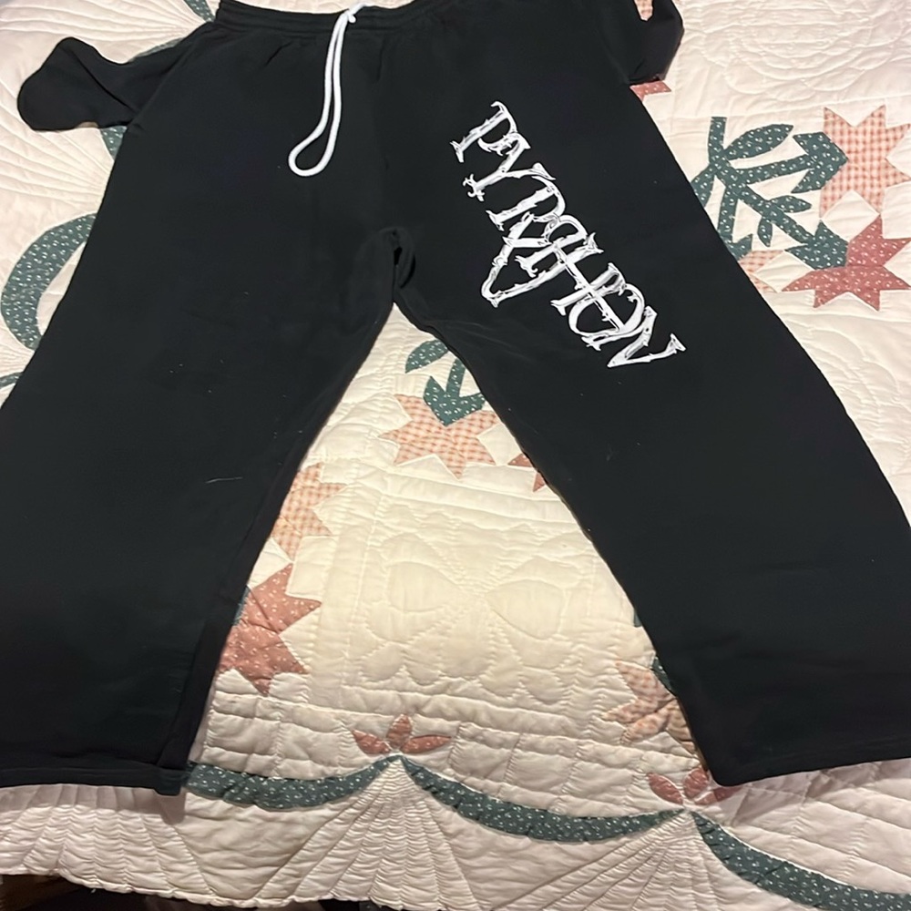 Large sweat pants metal band “pyrrhon”